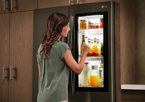 KBIS2017-LG-InstaView-refrigerator600x425-600x425